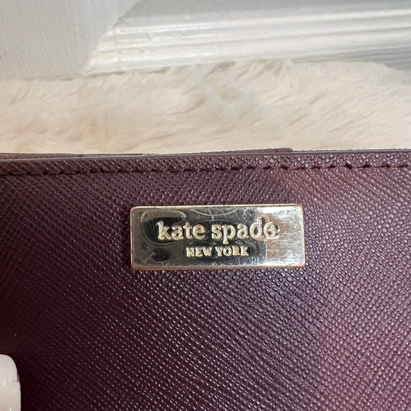 KATE SPADE NEW YORK CAMERON SLIM BIFOLD WALLET - Picture 16 of 16